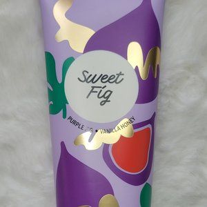 Victoria's Secret Pink Sweet Fig Scented Body Lotion 8 Fl Oz (Sweet Fig) | NEW!